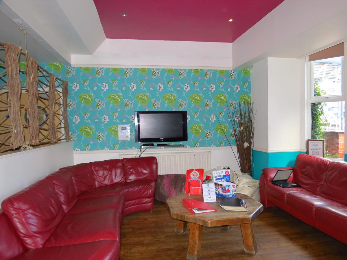 Nosda Studio Hostal Cardiff Exterior foto