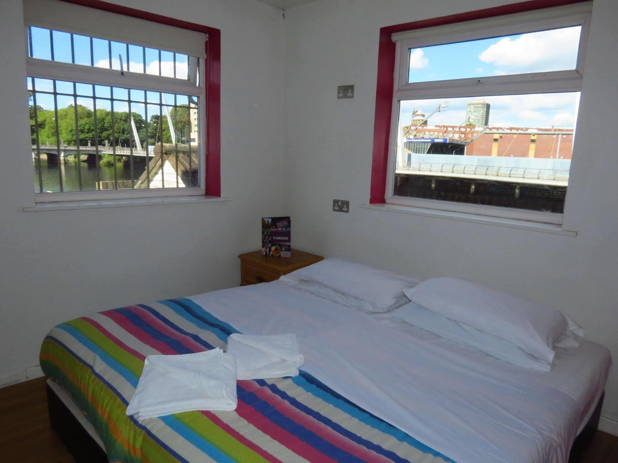 Nosda Studio Hostal Cardiff Exterior foto