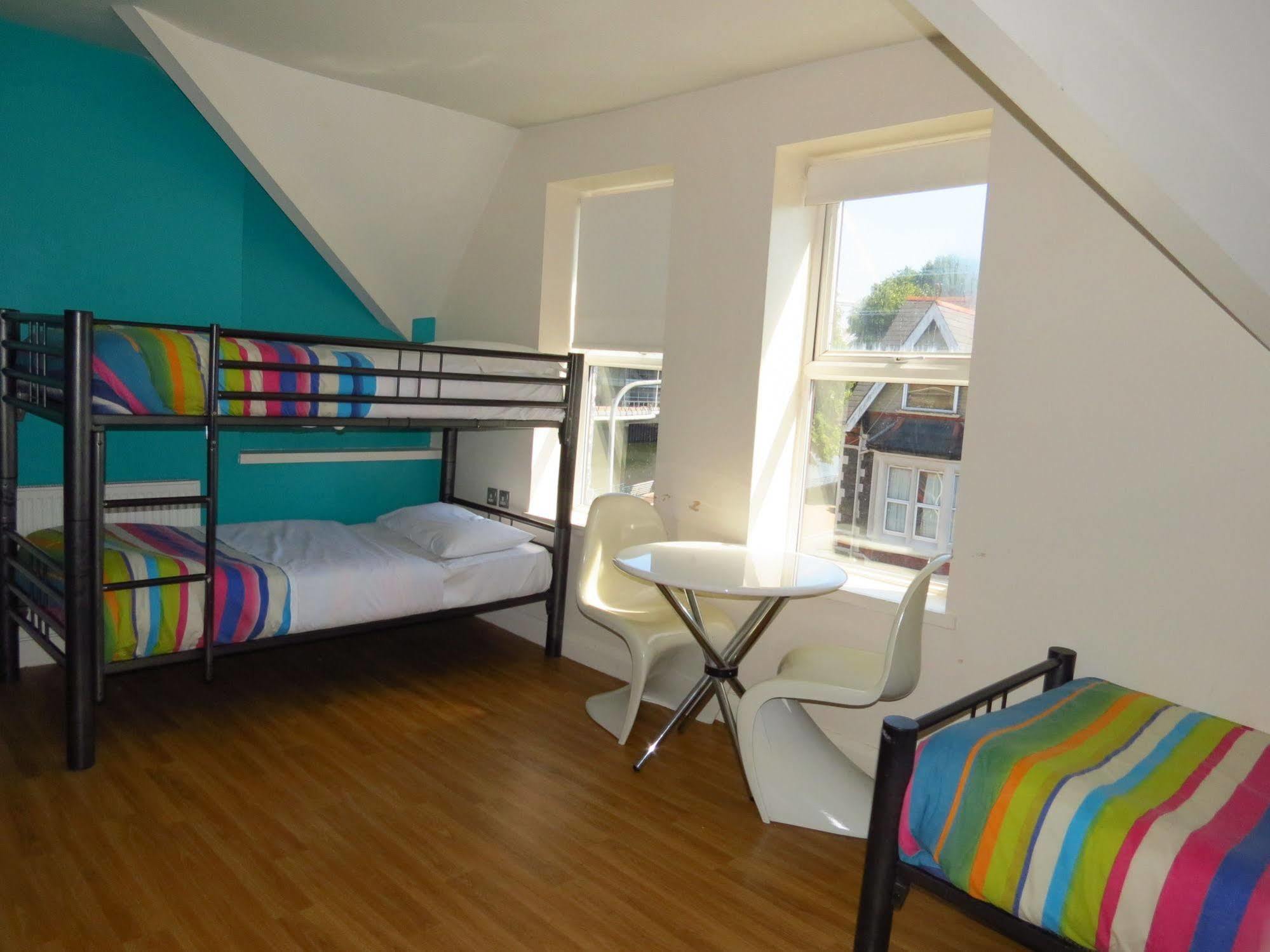 Nosda Studio Hostal Cardiff Exterior foto