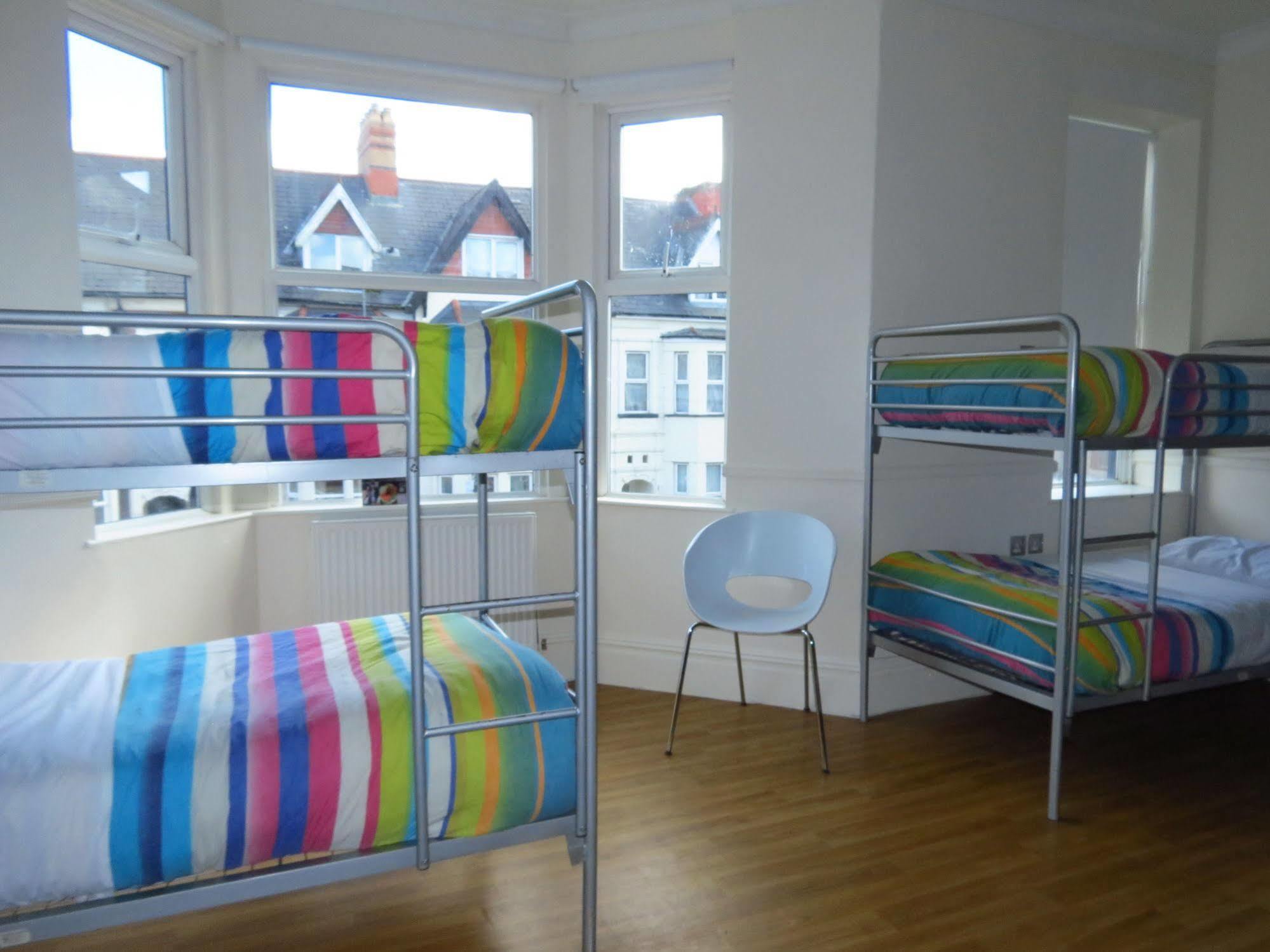 Nosda Studio Hostal Cardiff Exterior foto